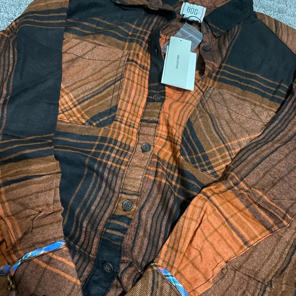 BDG Karl Slouchy Flannel Button-Down Shirt NWT Size M - Red Multi - Picture 6 of 8